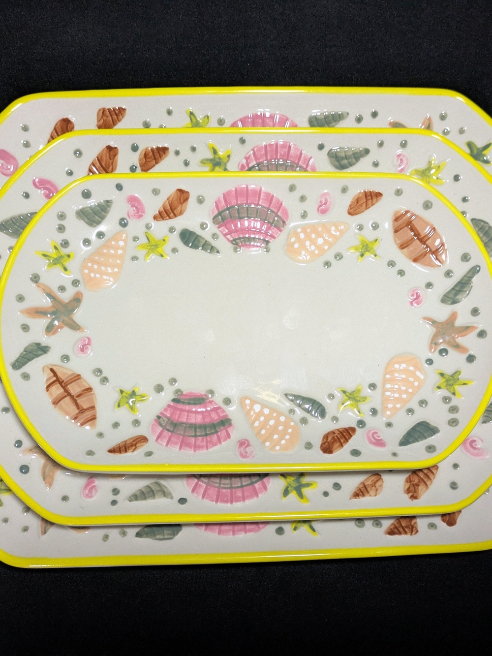 Temptations by Tara Ocean Shells Ceramic Nesting Serving Platters Trays Set of 3